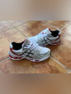 Size 8 Men’s And Women’s 9.5 - Asics Gel Kayano 14 Metallic Silver Red